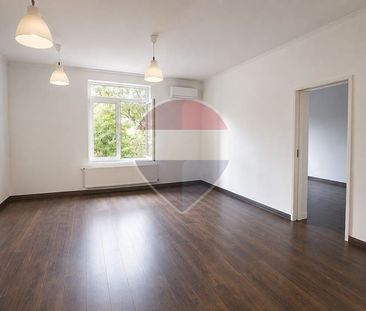 Vilă interbelică / Proximitate Piata Romana - Fotografie 1