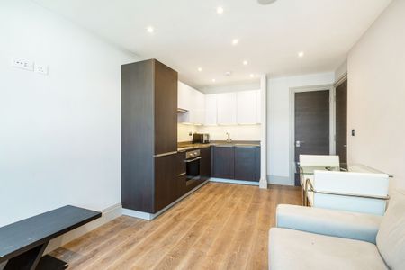 Fulham Road, London, SW6 - Photo 5