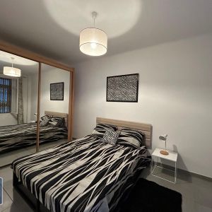 Location Appartement 3 pièces 56m² NICE 06300 - Photo 2