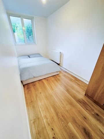 Room in a Shared House, With Patio, W10 - Photo 3