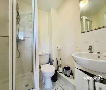 Mitchell House, Coopers Rise, High Wycombe, HP13 - Photo 5