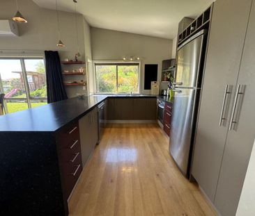 Perfect Family Home in Prime Stoke Location - Photo 6