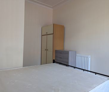 1 bed house of multiple occupation to rent in York Road, Great Yarm... - Photo 4