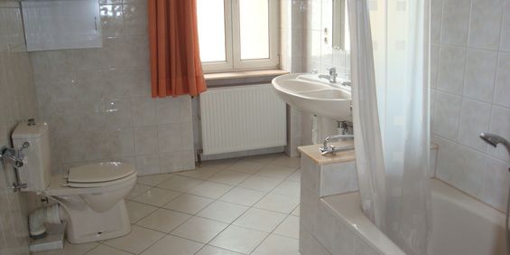 APPARTEMENT - 61 m2 - 3 pièces rue de la chapelle à SARREGUEMINES 57200 - Photo 3