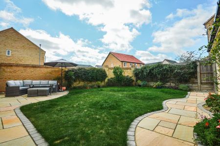 3 bedroom detached house to rent - Photo 5