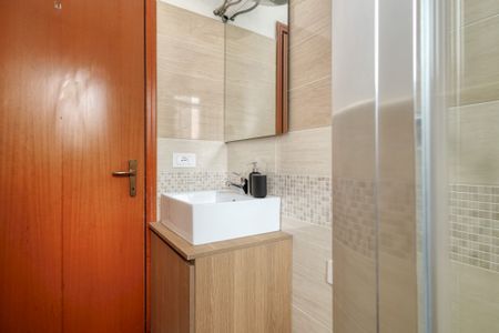 Spacious and bright single room with private kitchen in Via Aselli - Photo 5