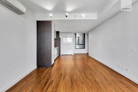 601/288 Albert Street, Brunswick VIC 3056 - Apartment For Rent | Domain - Photo 2