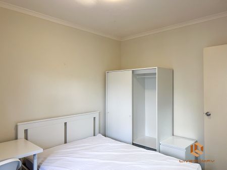 Adelaide CBD - Photo 5