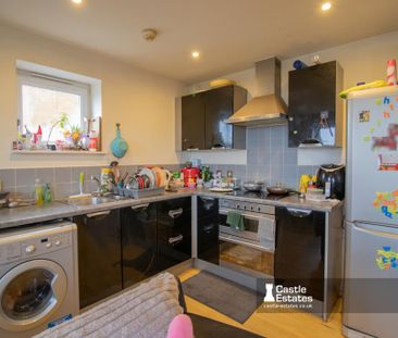 2 bedroom flat to rent - Photo 6