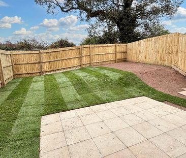 3 bedroom semi-detached house to rent - Photo 6