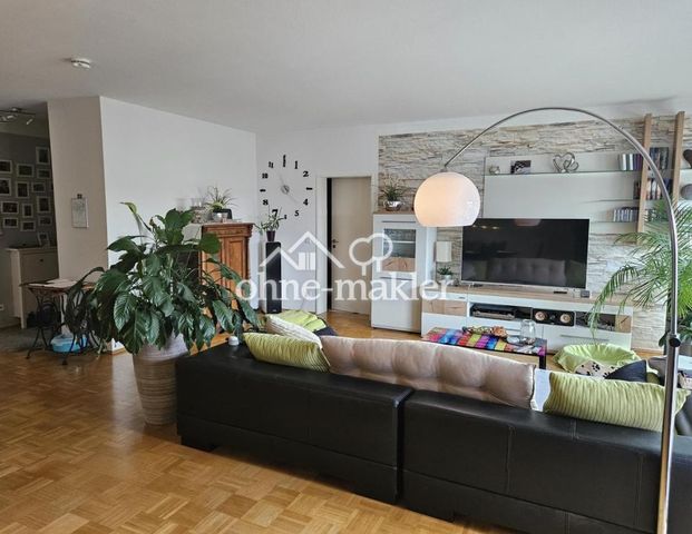 Gepflegtes Mehrfamilienhaus mit 6 Einheiten - Photo 1