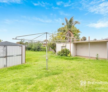 Comfort, Space and Location!! - Photo 1