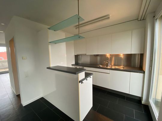 Geräumige Familienwohnung mit eigenem Waschturm - Photo 1