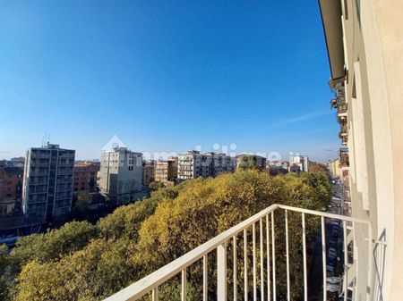 Bilocale viale Gabriele D'Annunzio 3, Corso Genova, Milano - Photo 3