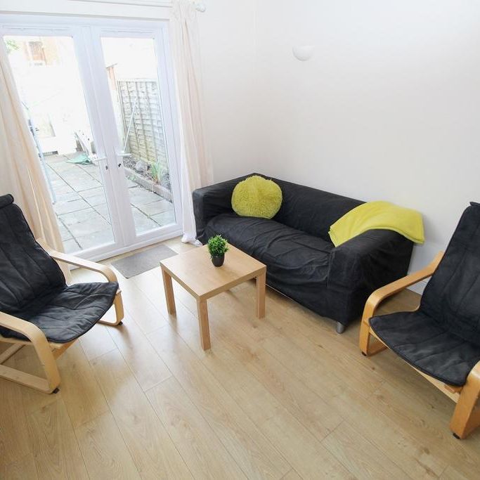 5 bedroom terraced house to rent - Photo 1