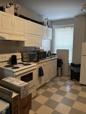 1 - 421 Bronson Avenue - Photo 3