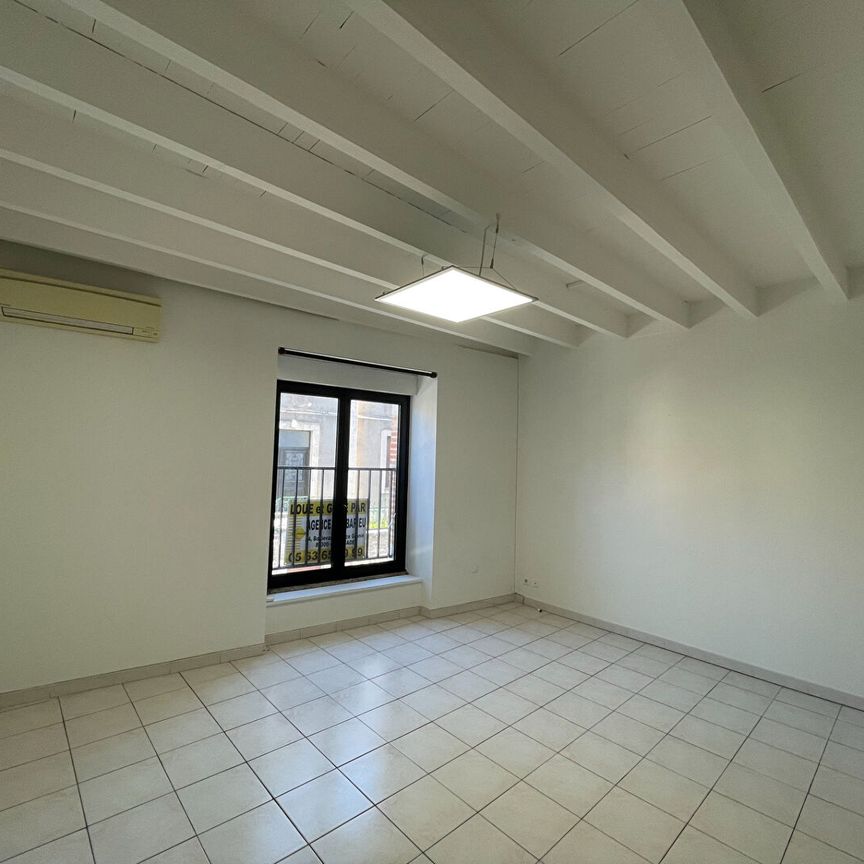 Location Appartement 3 pièces 64m² - Photo 1