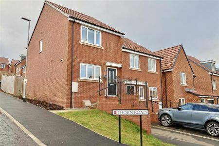 2 bedroom Semi-detached house to rent in Thorn Road, Blaydon-On-Tyne, Tyne and Wear NE21 - Photo 4