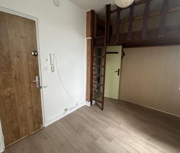 Location Appartement 1 pièce 15m² BORDEAUX 33000 - Photo 2