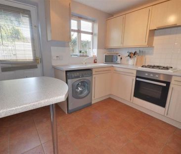 2 bedroom townhouse to rent - Photo 2