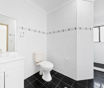 Air-Conditioned Two-Bedroom Unit with Ensuite, Gas Cook-Top and Sin... - Photo 4