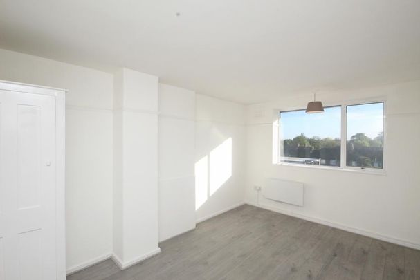 5 bedroom flat to rent - Photo 1