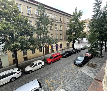 Pronájem bytu 1+kk 52 m² - Photo 1