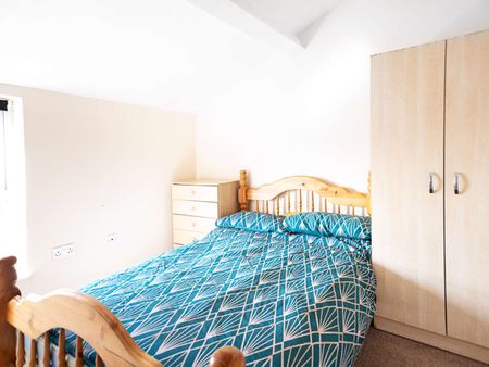 Didsbury village apartment Room 1 - Photo 3