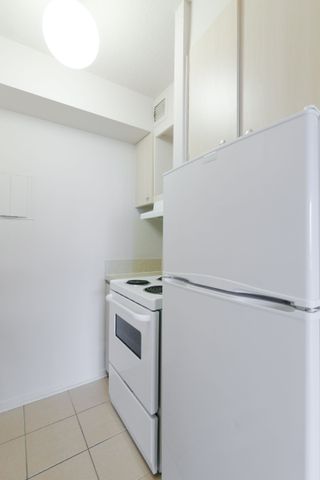 1975 Maisonneuve Blvd West - Photo 2