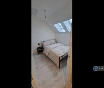 1 bedroom in a house share to rent - Photo 6