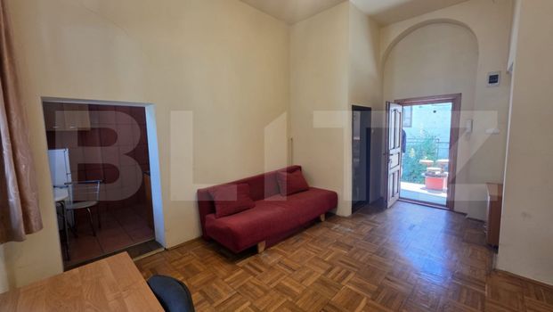 Garsonieră de Inchiriat 30 MP zonă semicentrală – Str. - Fotografie 1