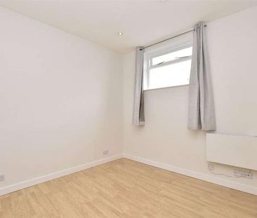 James Street West, First Floor Flat, Bath, BA1 - Photo 3