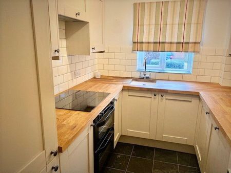 2 bedroom apartment to rent - Photo 3