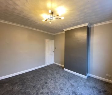 4 Bed Terraced House, Highfield Road, LS13 - Photo 2