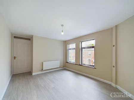 8 Parkmore Street, Belfast, BT7 2GT - Photo 2