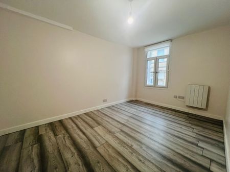 High Street, Stamford - Photo 3