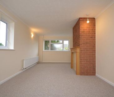 2 bedroom detached bungalow to rent - Photo 1