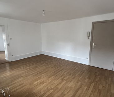 Location Appartement 2 pièces 40m² REMIREMONT 88200 - Photo 3