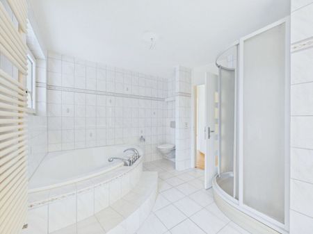 4.5-Zimmer-Maisonette befristet für 1 Jahr zu vermieten - Photo 5