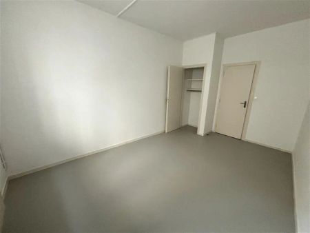 Location appartement 5 pièces - 83.9m² à Grenoble (38000) - Photo 4