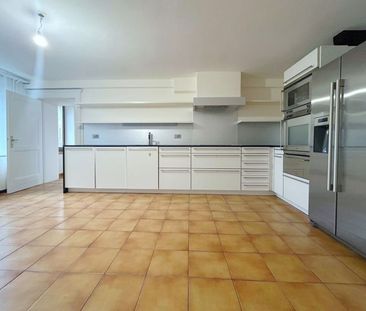 For rent – Magnificent 7.5-room village house – 260 m² – Heated poo... - Foto 6