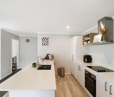 Wainui Living - Photo 4