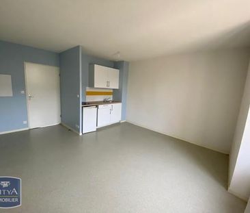Location Appartement 1 pièce 26m² CHOLET 49300 - Photo 2