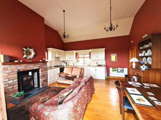 SHORT TERM, 5 Aird Clachan, Bushmills, BT57 8AS - Photo 1