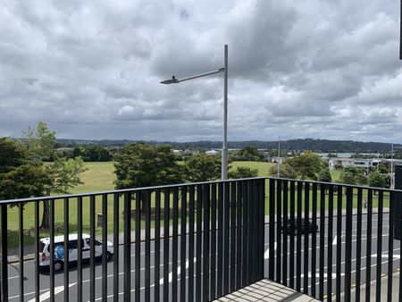 Unit 203, 4 Rauroa Lane, Hobsonville, Auckland - Photo 4