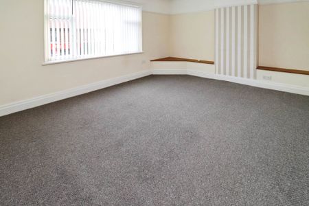 Allport Lane, Bromborough - Photo 2