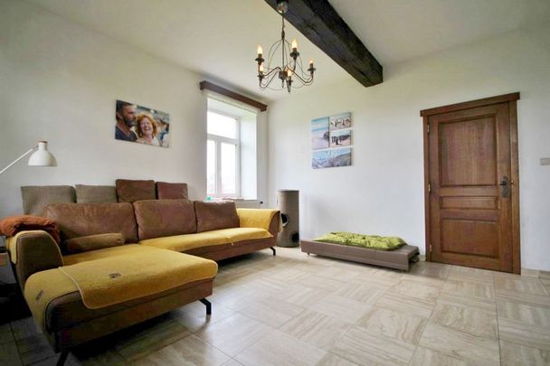 Charmante ruime hoeve met 3 slaapkamers nabij de E40 - Photo 1