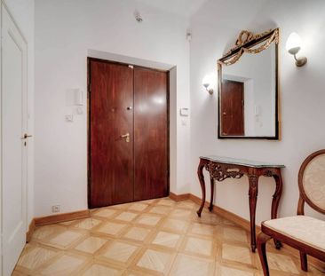 Reprezentacyjny apartament w zabytkowej kamienicy 148.79 m² - Zdjęcie 5