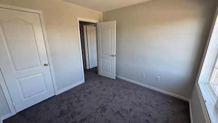 For Lease - 520 Novo Star Drive Unit# 24, Mississauga, Ontario - Photo 3