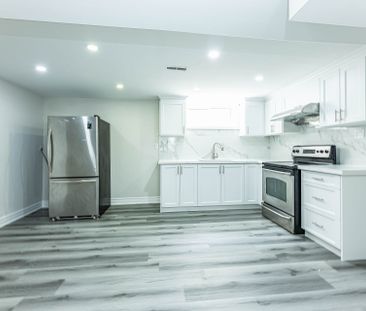 For Lease - 7072 Magic Court, Mississauga, Ontario - Photo 2